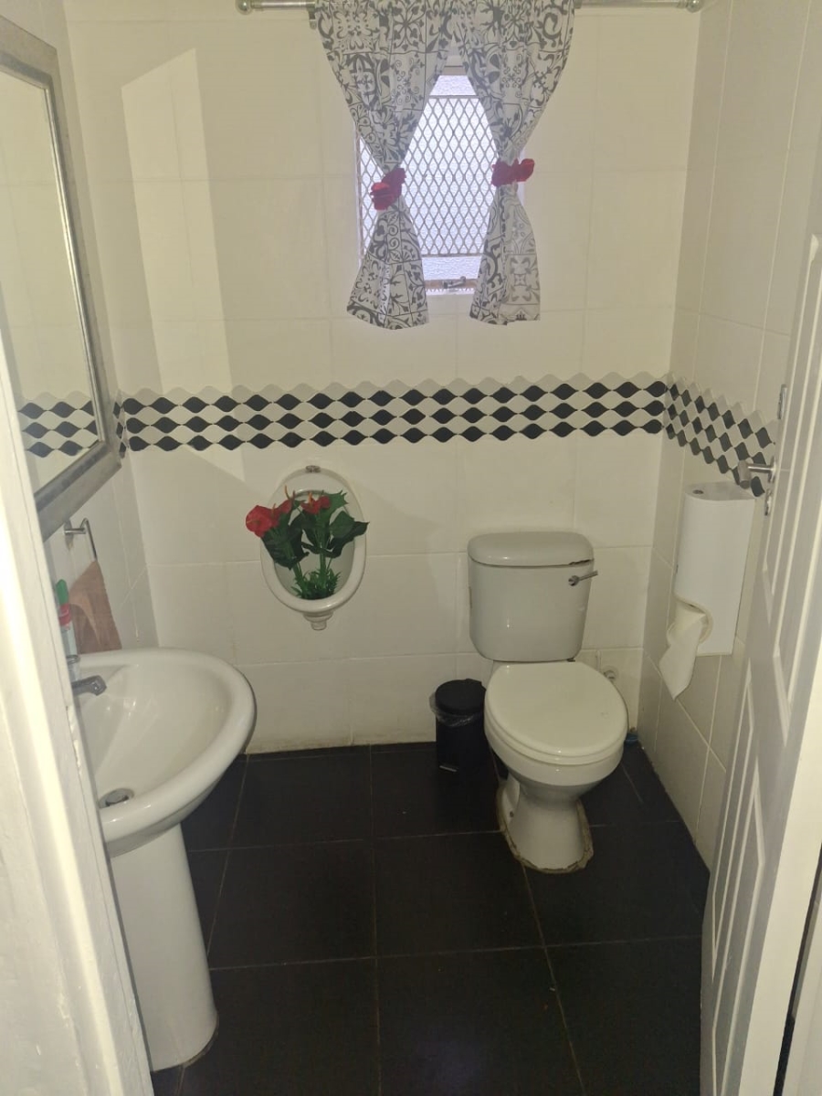  Bedroom Property for Sale in Despatch Central Eastern Cape